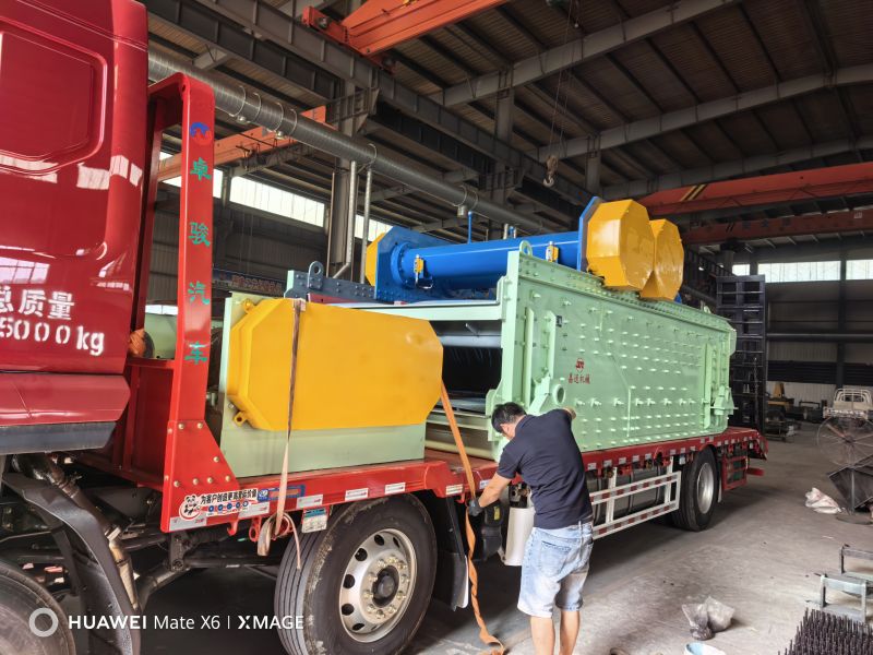 宝武太钢尖山铁矿破碎作业区用LF2448D振动筛